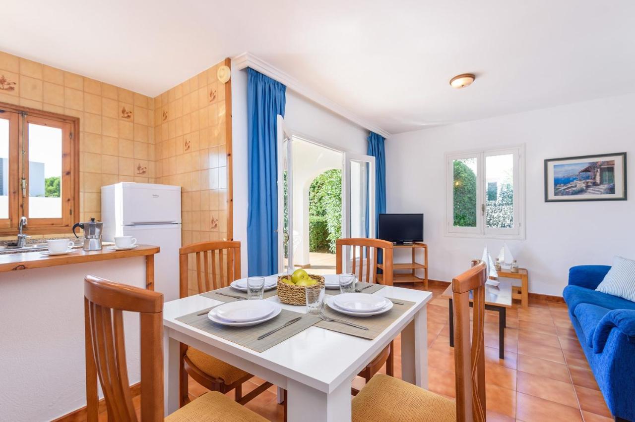 Gavina Villa, Cala Blanca Кала-Бланка Экстерьер фото