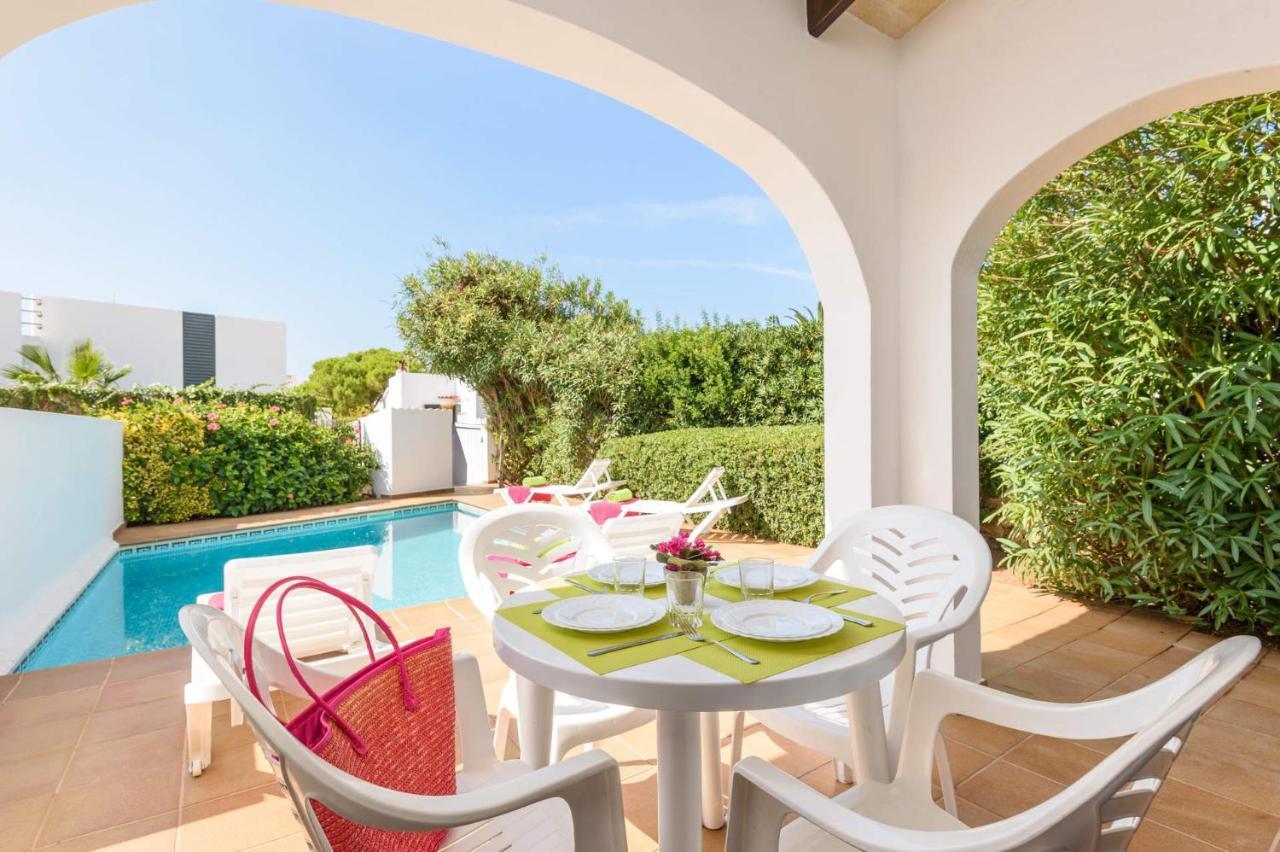 Gavina Villa, Cala Blanca Кала-Бланка Экстерьер фото